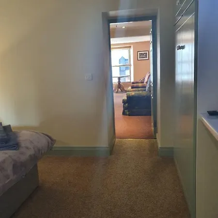 Junior Town Centre 4* Dungarvan (Waterford)